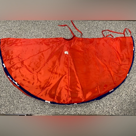 Patriotic Christmas Tree Skirt - Picture 6 of 7